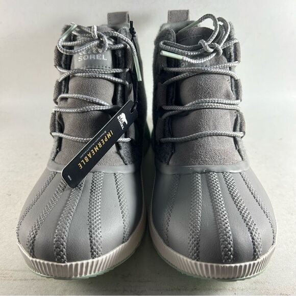 Sorel Out N About III Classic Waterproof Boots Dove Gray Size 6 NL4428-082 - Picture 2 of 9